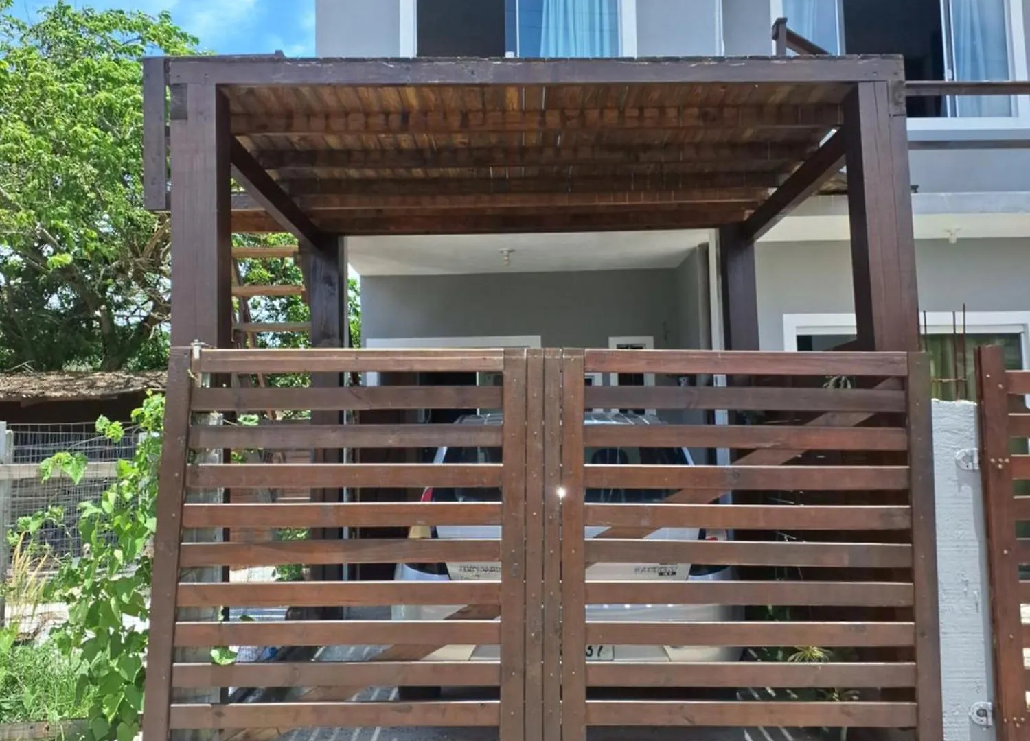בית נופש הוילה בומבינאס Residencial Zimbros 2 ברזיל